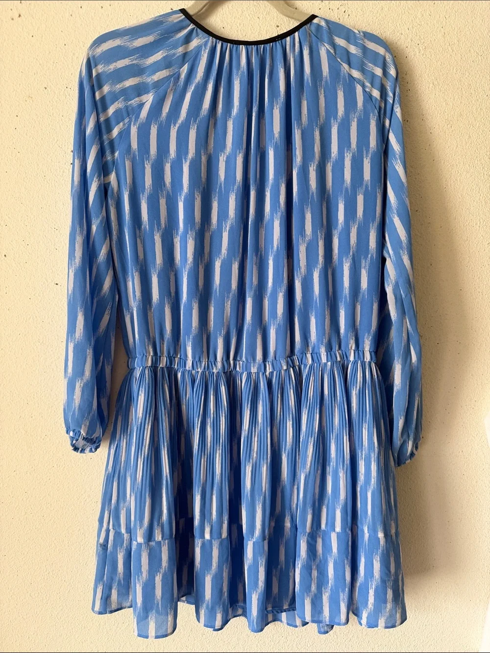 Michael Kors Blue and White Pleated Mini Dress Large